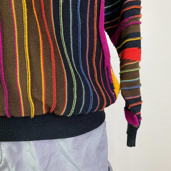 TUNDRA Vintage Canada Coogie Biggie 90s Sweater M - Picture 5 of 10